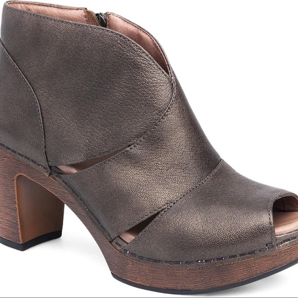 Dansko Delphina Heeled Peep Toe Bootie, Aged Metallic clog, size 40 - Picture 2 of 11